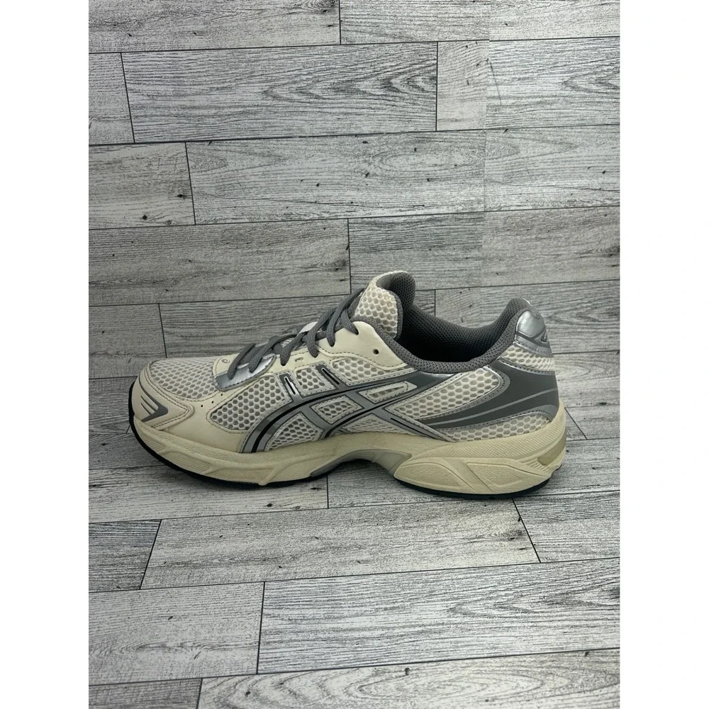 Asics Gel-1130 Cream Silver Grey Running Shoes 1202A164 Women Sz‎ 8.5 US 40 EU